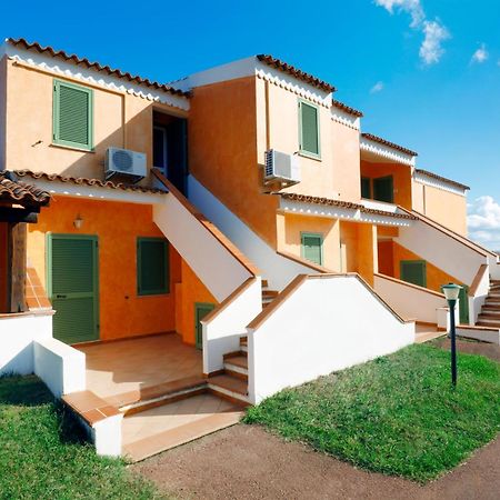 Hotel Baia Aranzos Pittulongu エクステリア 写真