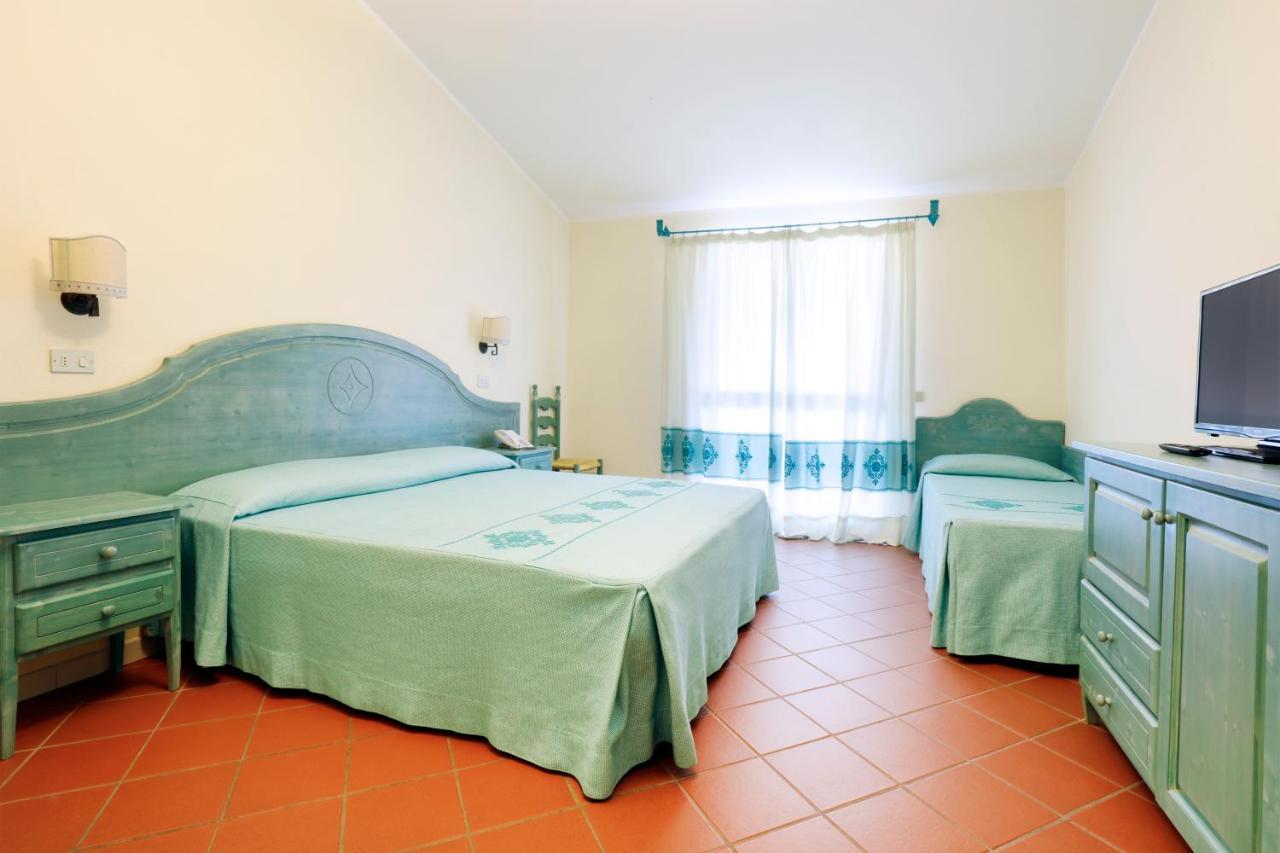 Hotel Baia Aranzos Pittulongu エクステリア 写真